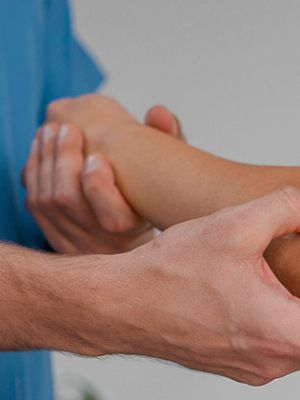 MRI Niš - Magnetna rezonanca lakta